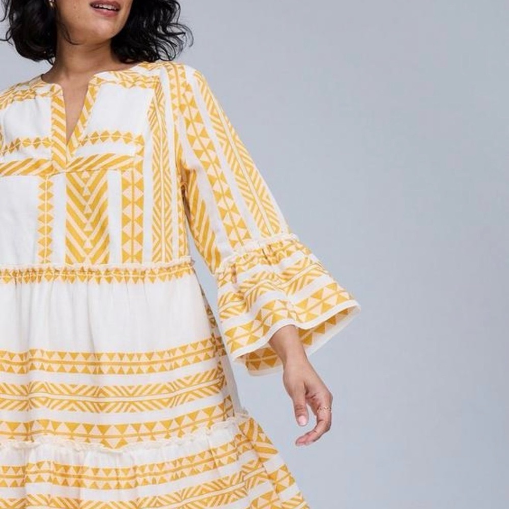 Belle Isle Bell Sleeve Orange and White Mini Dress Size 0 / Large - Picture 5 of 7